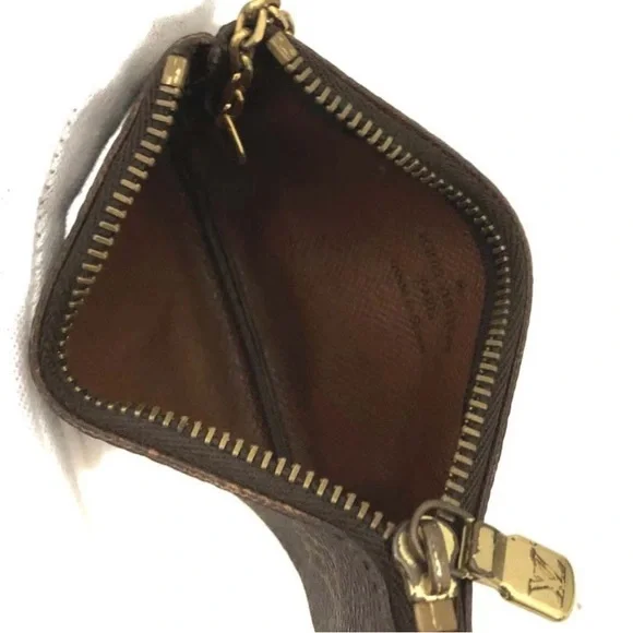 ❌SOLD❌ Louis Vuitton Monogram Pochette Cles Key Pouch - Picture 3 of 6